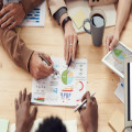 Hoe stel je een effectieve online marketing strategie op voor je bedrijf?